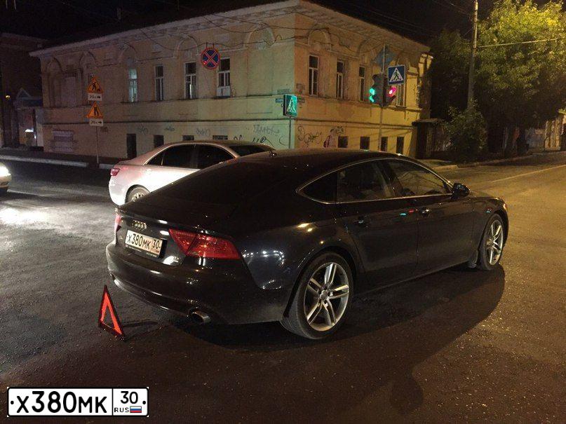 Фото автомобиля AUDI A7, 2011 — госномер Е635ВА180