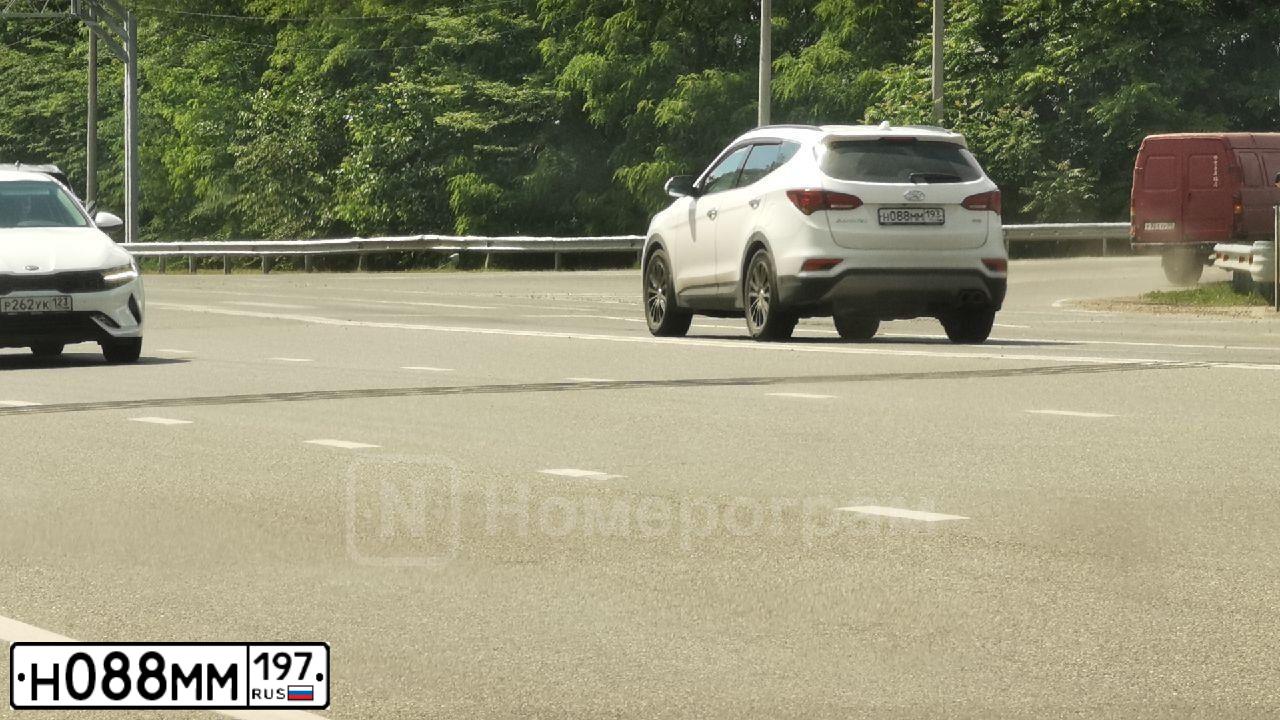 Фото автомобиля VOLKSWAGEN PASSAT, 2012 — госномер Н088ММ197. Цвет: ЧЕРНЫЙ