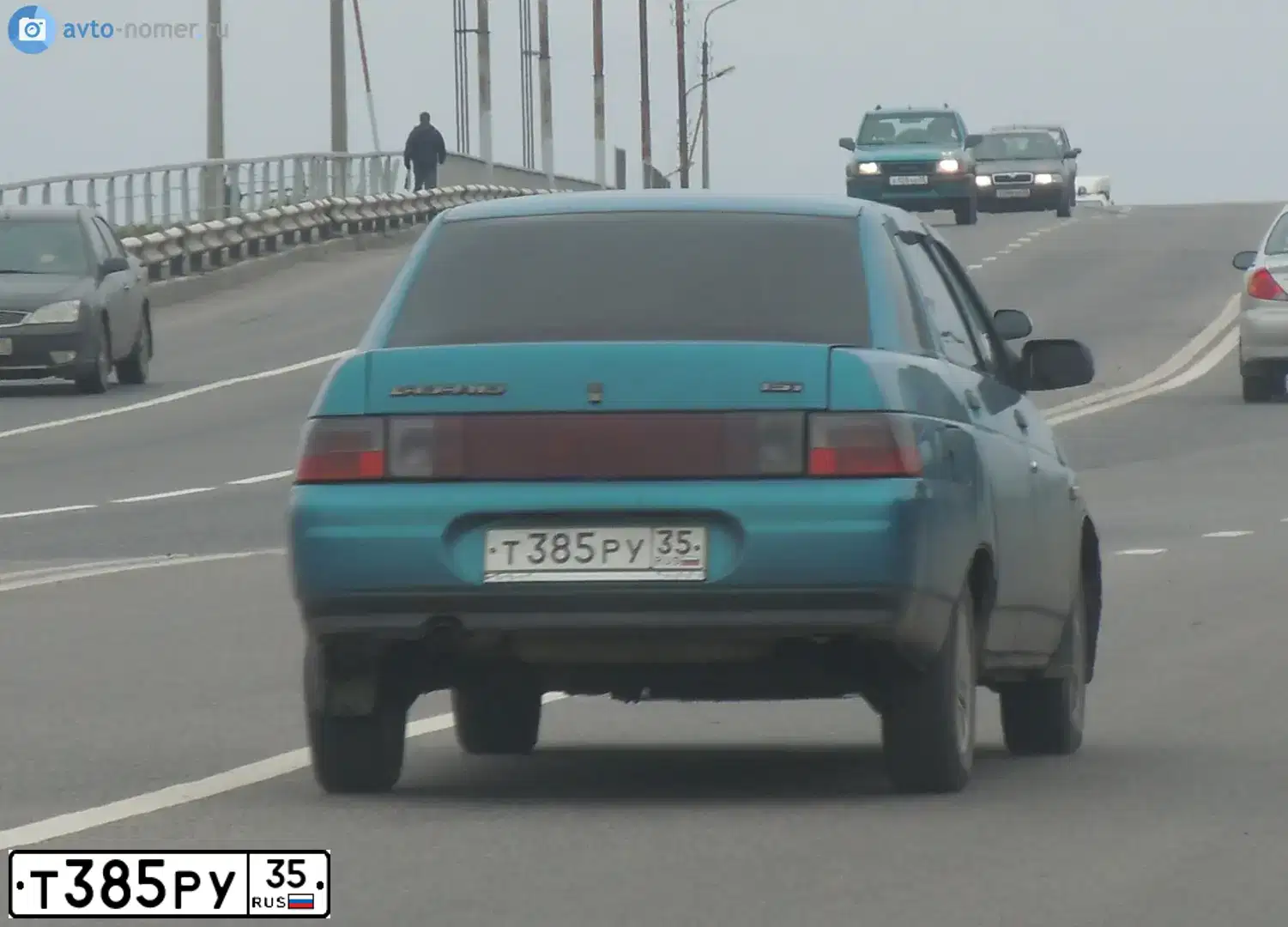 Фото автомобиля VAZ 2110 LADA, 2000 — госномер Е361КР35. Цвет: СЕРЕБРИСТО-СИНЕ-ЗЕЛЕНЫЙ