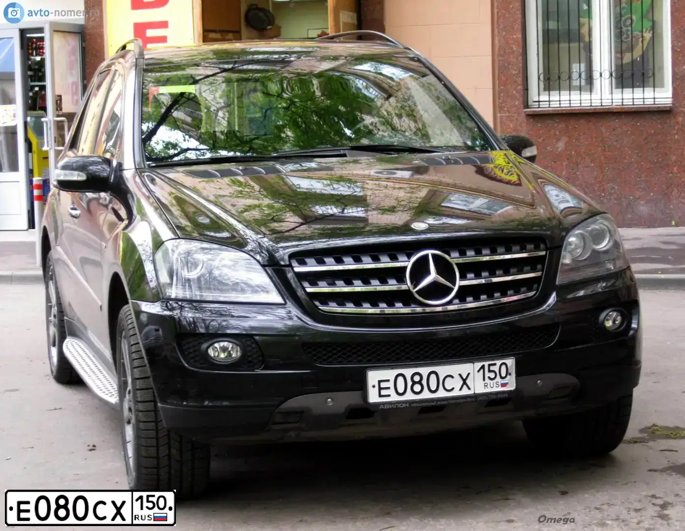 Фото автомобиля MERCEDES M-KLASSE, 2008 — госномер Е080СХ150. Цвет: ЧЕРНЫЙ