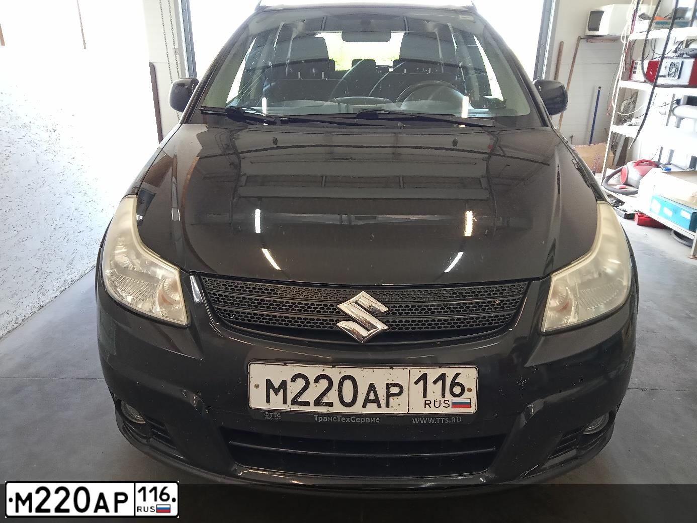 Фото автомобиля SUZUKI SX 4, 2008 — госномер М220АР116. Цвет: ЧЕРНЫЙ