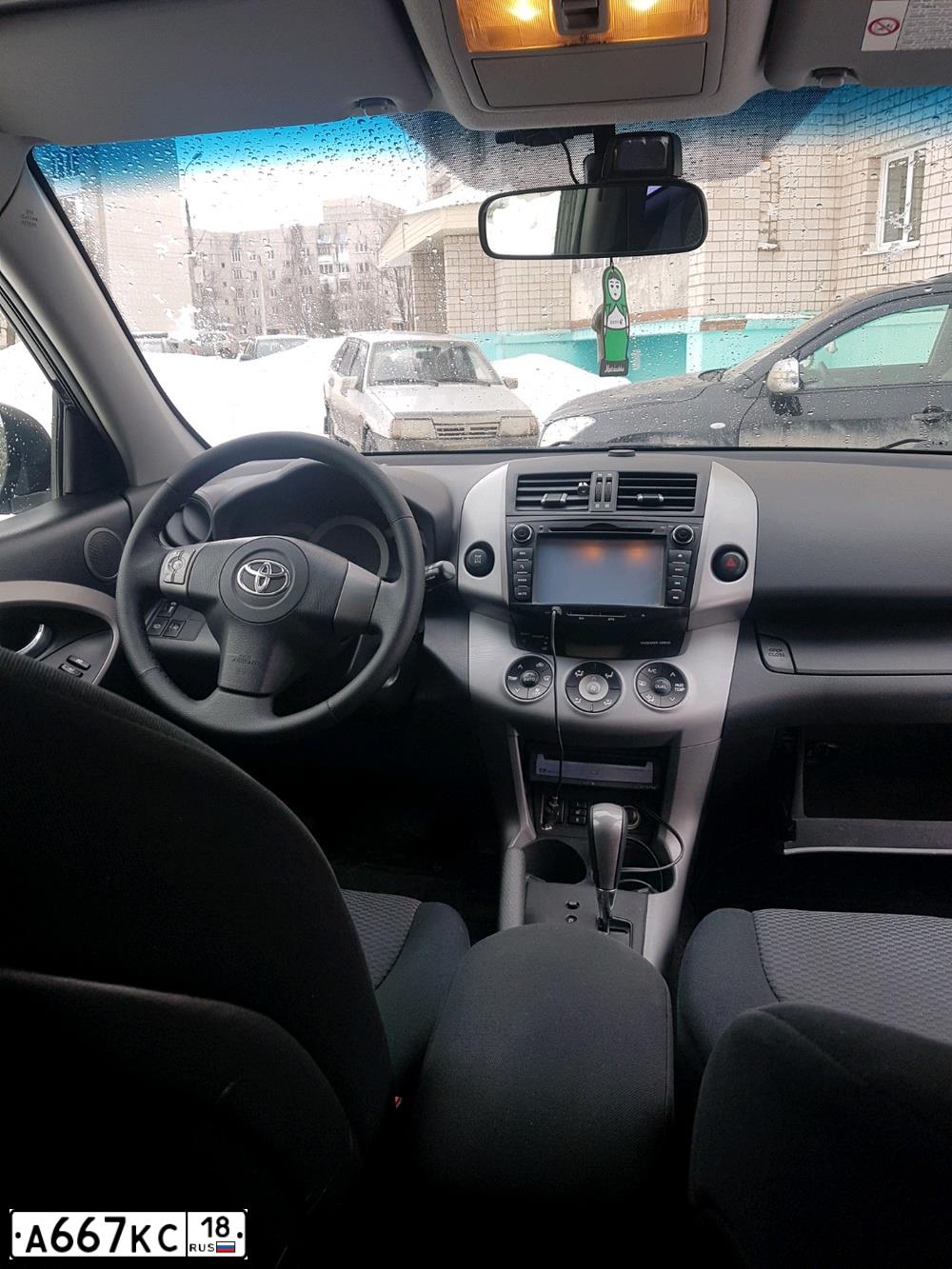 Фото автомобиля TOYOTA RAV4, 2006 — госномер А667КС18. Цвет: ЧЕРНЫЙ