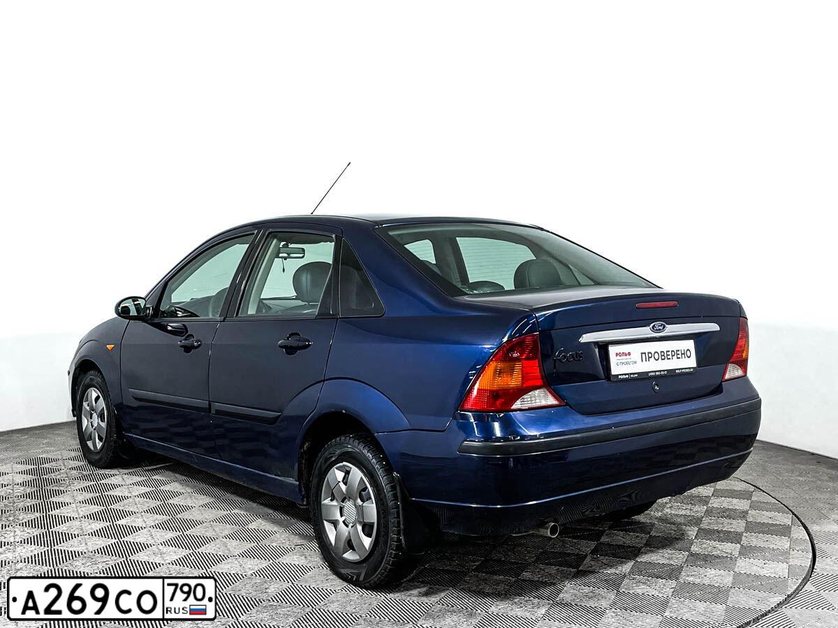 Фото автомобиля FORD FOCUS, 2004 — госномер С981КА40. Цвет: Темно-синий