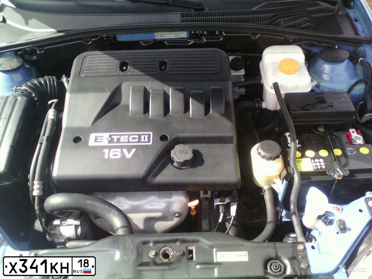 Фото автомобиля CHEVROLET LACETTI, 2008 — госномер Х341КН18. Цвет: СИНИЙ