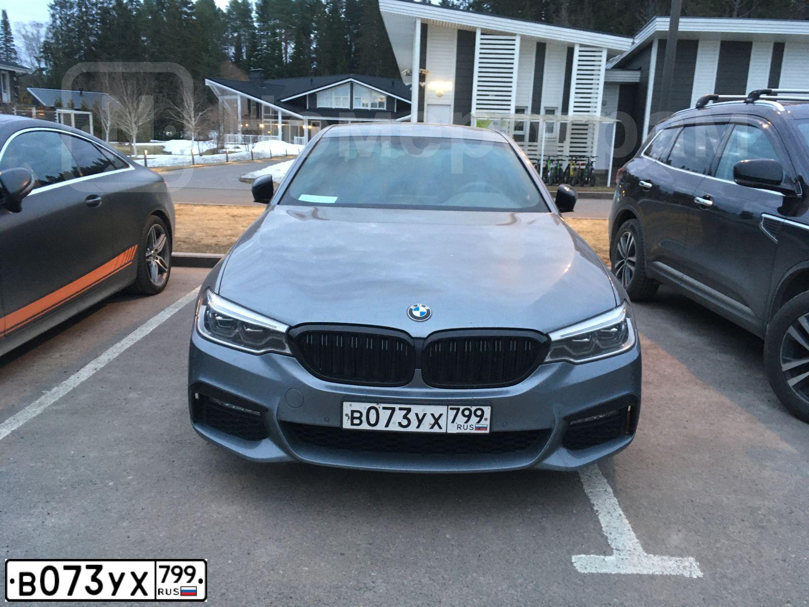 Фото автомобиля BMW SERIE 5, 2017 — госномер В073УХ799. Цвет: Серый