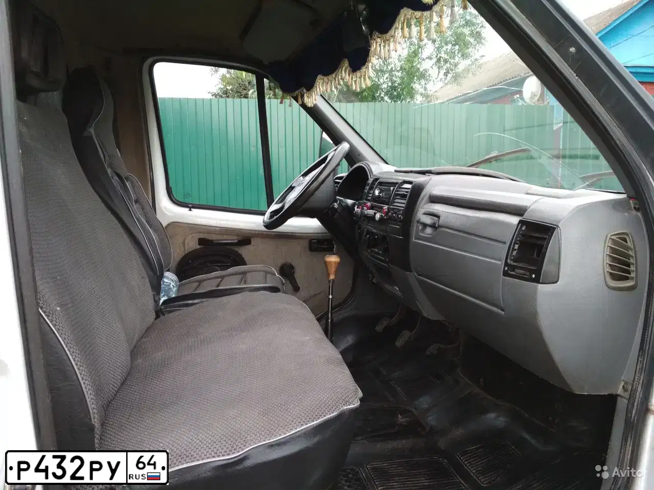 Фото автомобиля RENAULT LAGUNA, 2004 — госномер В045ХО64. Цвет: БЕЛЫЙ(ТЕМНО-СЕРЫЙ)