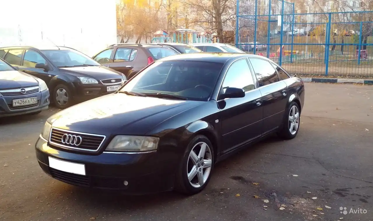 Фото автомобиля OPEL ASTRA, 2008 — госномер У426КА777. Цвет: СИНИЙ
