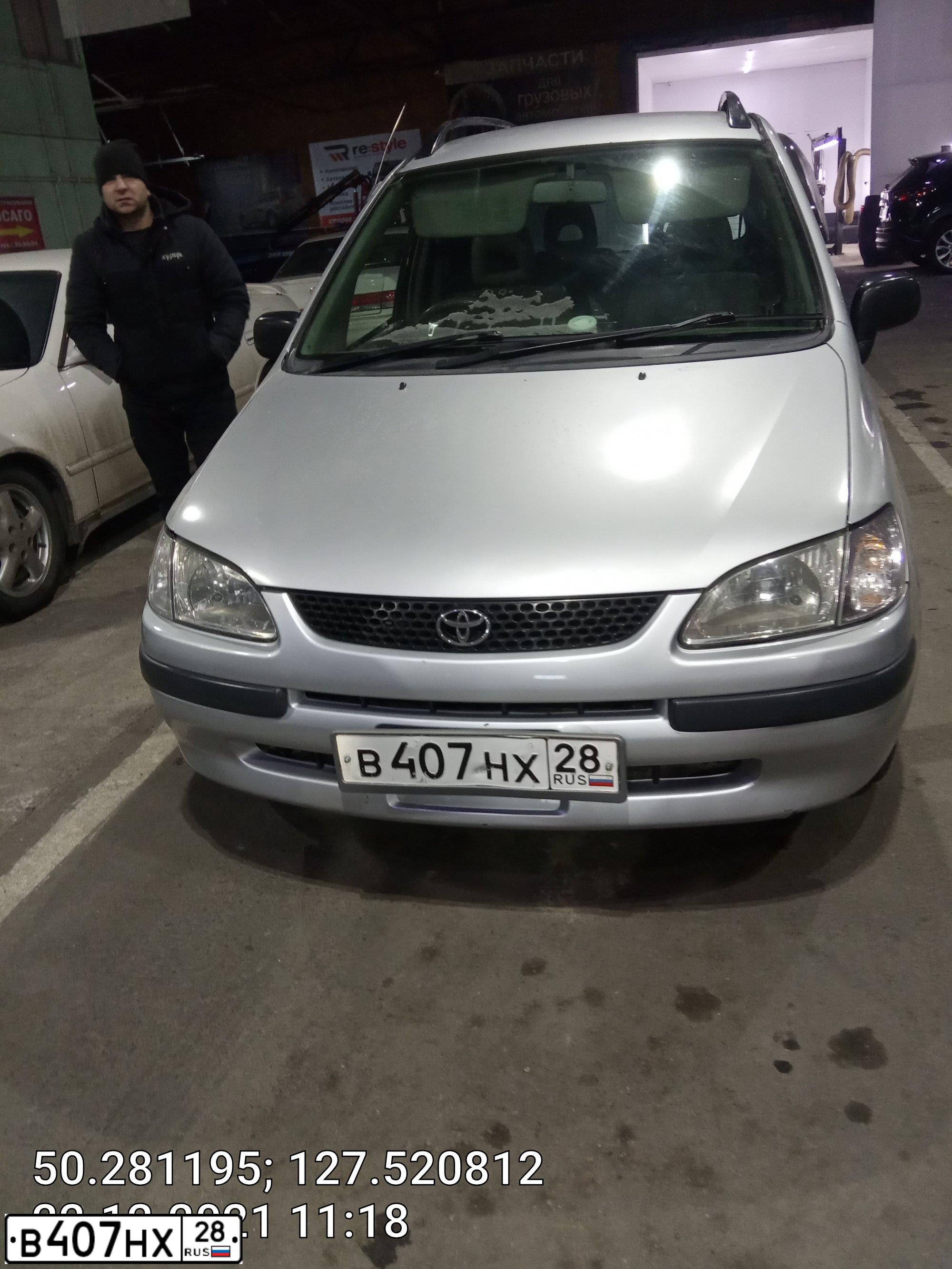 Фото автомобиля TOYOTA COROLLA, 1987 — госномер К815УЕ28