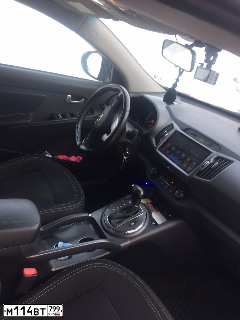 Фото автомобиля KIA SPORTAGE, 2012 — госномер М114ВТ799. Цвет: Серый