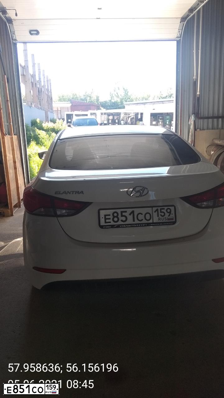 Фото автомобиля HYUNDAI ELANTRA, 2014 — госномер Е851СО159