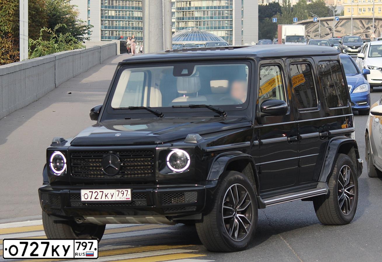 Фото автомобиля MERCEDES-BENZ G-CLASS G 350 D, 2021 — госномер О727КУ797. Цвет: ЧЕРНЫЙ