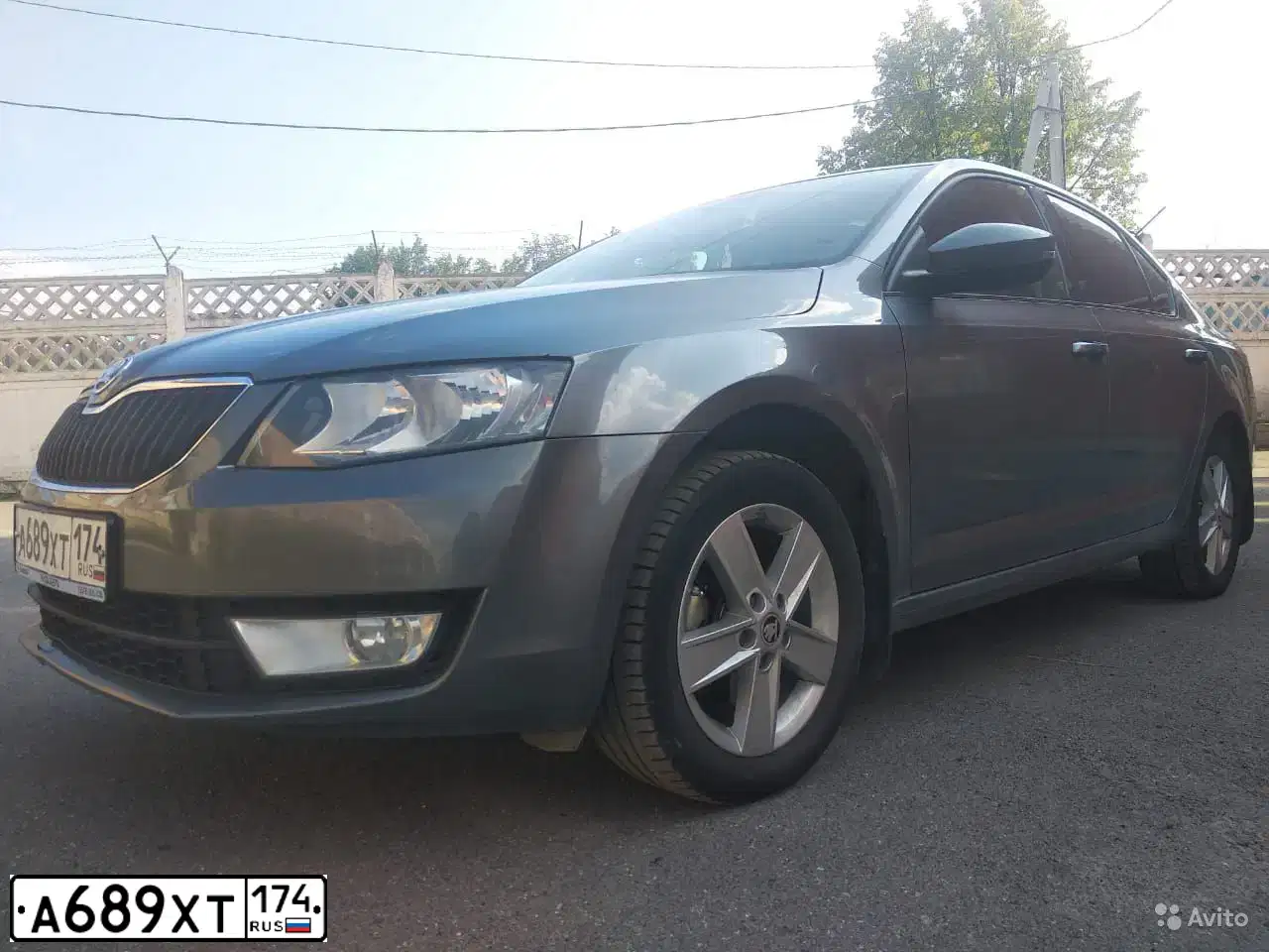 Фото автомобиля SKODA OCTAVIA, 2014 — госномер Н755НТ159. Цвет: ТЕМНО-СЕРЫЙ