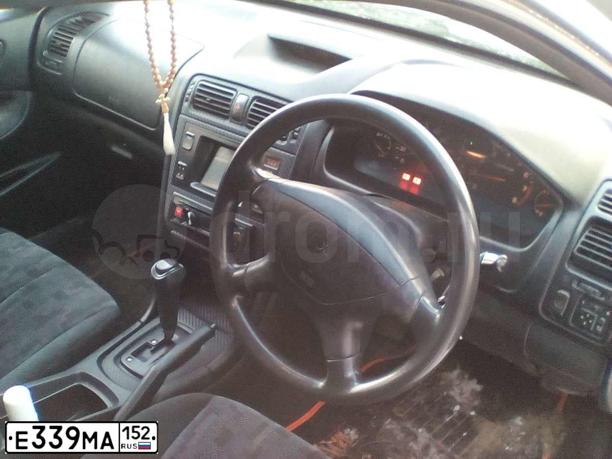 Фото автомобиля MITSUBISHI GALANT, 1997 — госномер Е296ХВ33