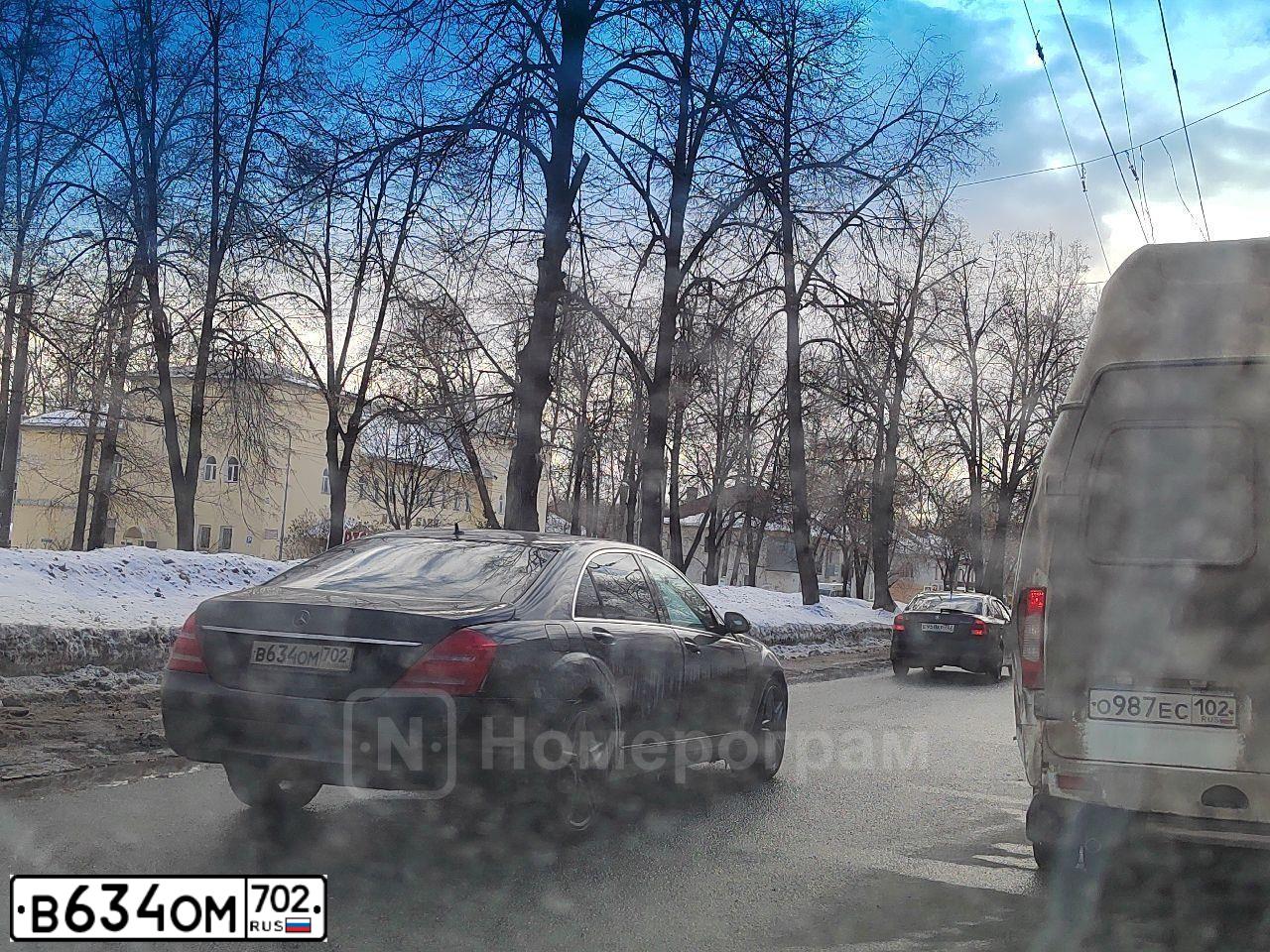 Фото автомобиля MERCEDES S-KLASSE, 2008 — госномер М807СМ702. Цвет: ЧЕРНЫЙ