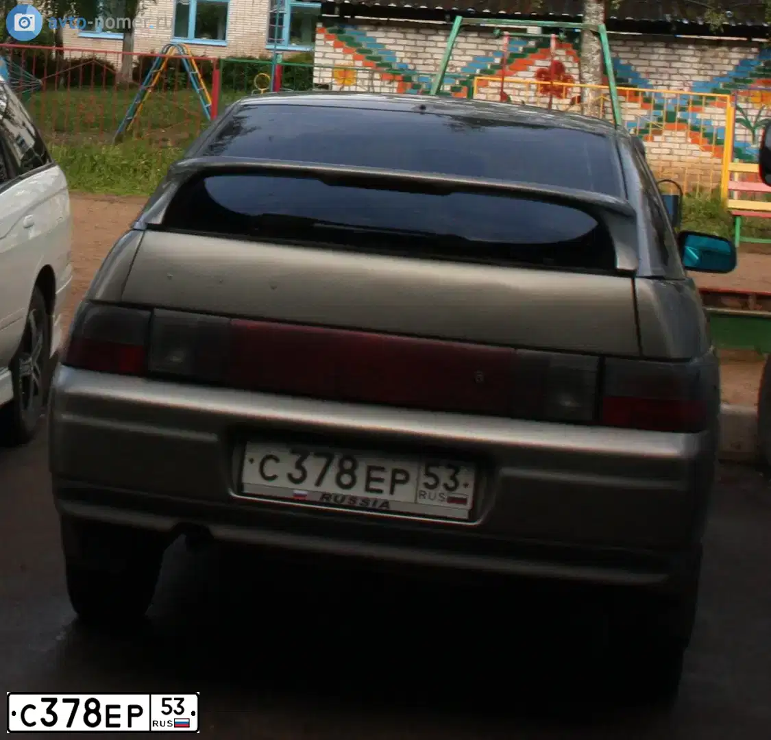Фото автомобиля LADA 2112, 2001 — госномер С378ЕР53. Цвет: СЕРО-ЗЕЛЕНЫЙ