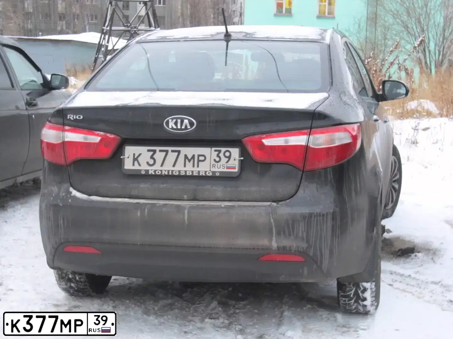 Фото автомобиля KIA RIO, 2014 — госномер К377МР39. Цвет: ЧЕРНЫЙ