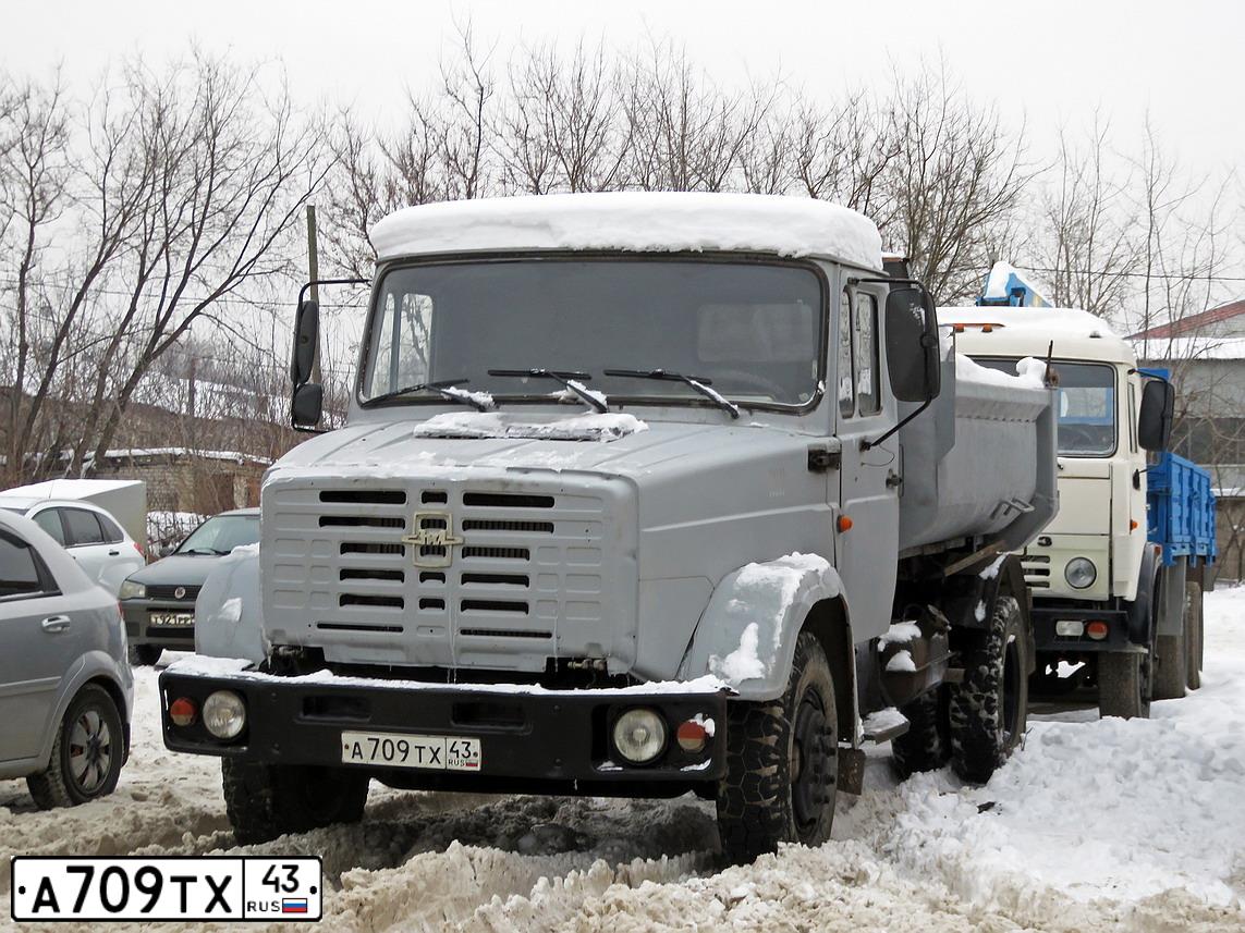 Фото автомобиля ZIL 494560 /4X2/ CHASSIS, 2000 — госномер А709ТХ43. Цвет: Белый