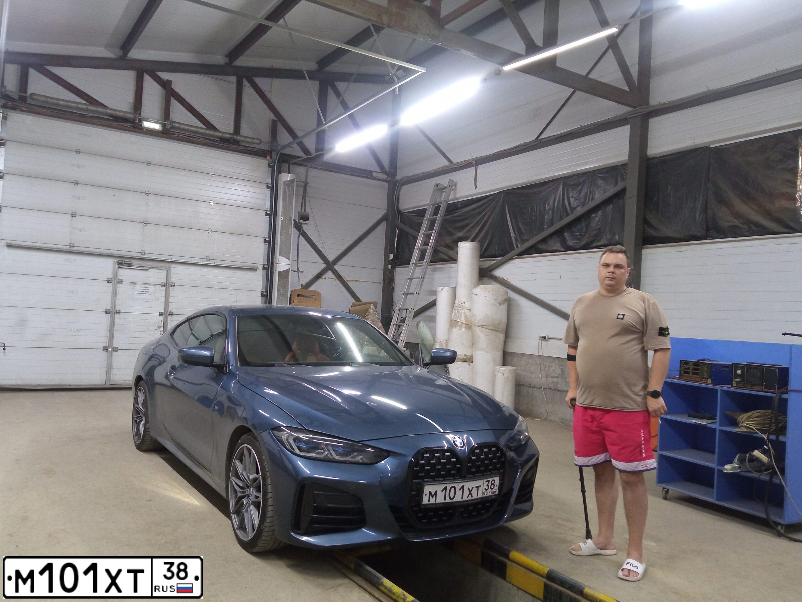 Фото автомобиля BMW M440I XDRIVE, 2020 — госномер О118ТУ797. Цвет: синий