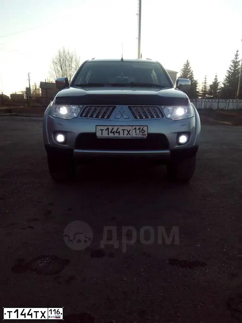 Фото автомобиля MITSUBISHI PAJERO SPORT, 2010 — госномер Н747КТ116. Цвет: СЕРЕБРИСТЫЙ