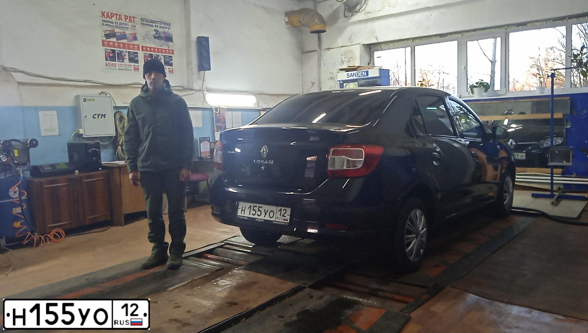 Фото автомобиля RENAULT LOGAN, 2017 — госномер М355НУ21