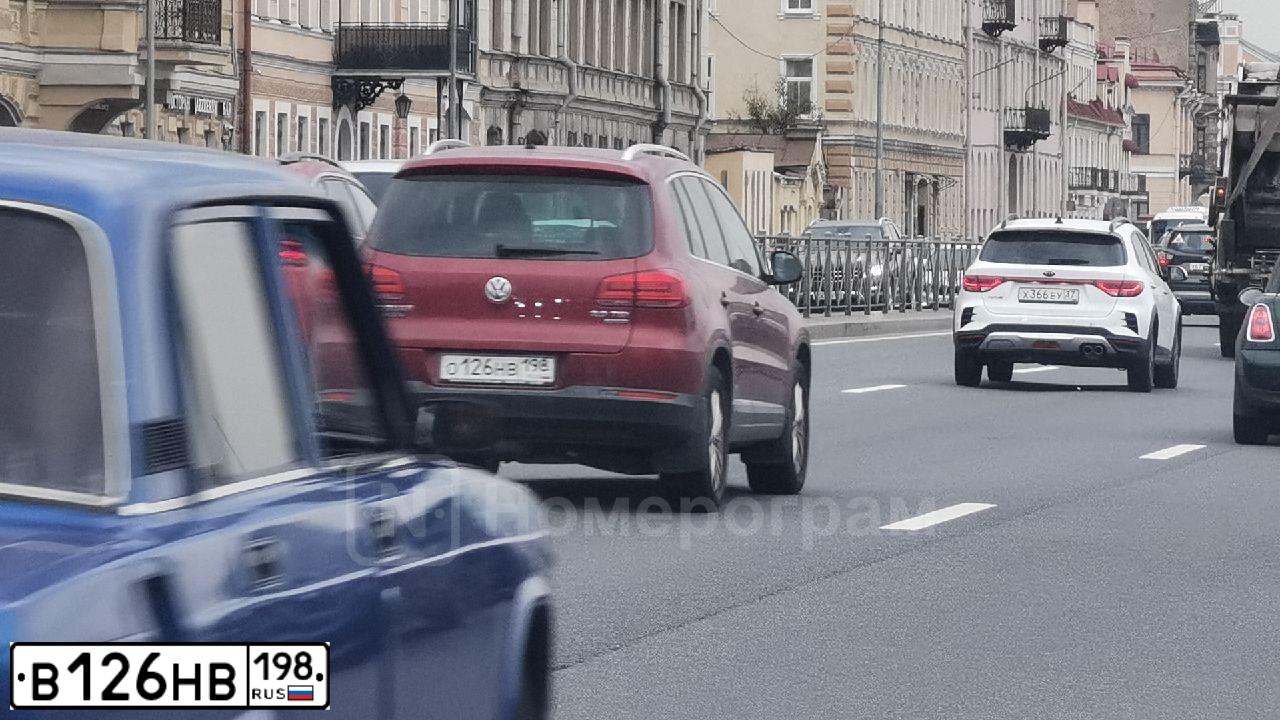 Фото автомобиля KIA SPORTAGE, 2015 — госномер А191НТ51. Цвет: Белый