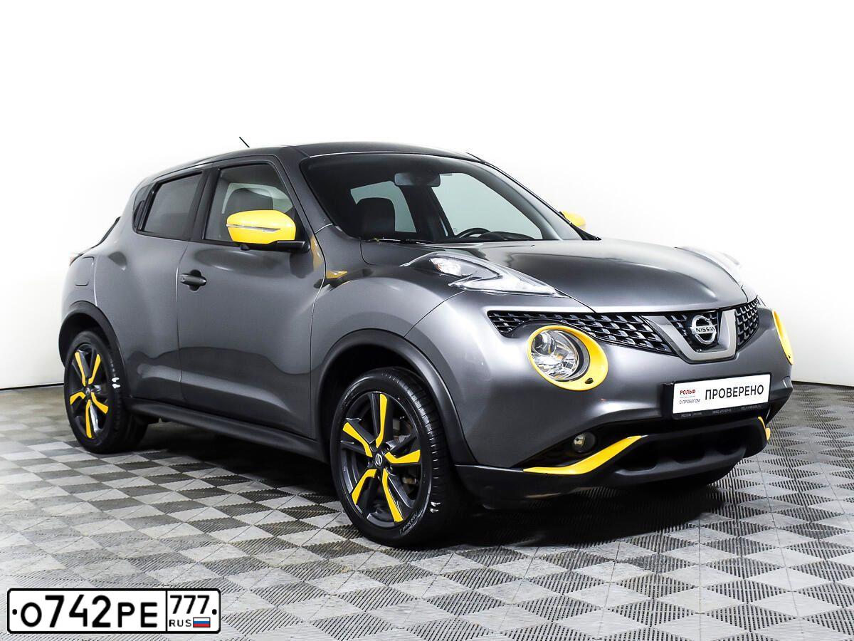 Фото автомобиля NISSAN JUKE, 2014 — госномер Е524НН799. Цвет: Серый