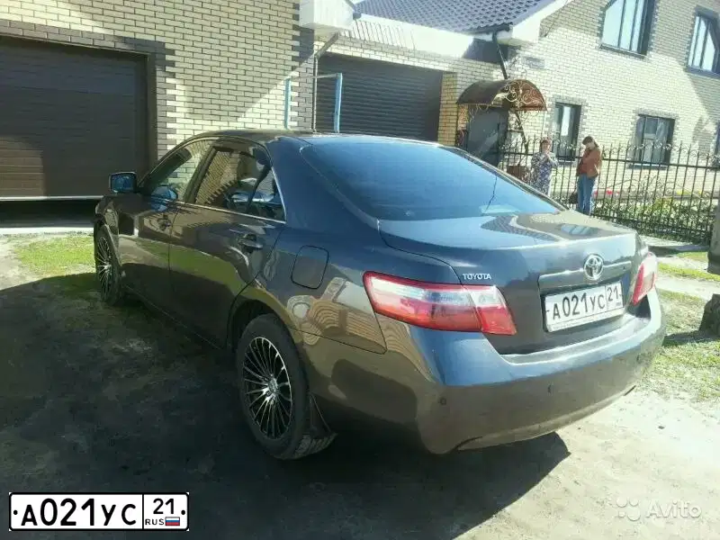 Фото автомобиля TOYOTA CAMRY, 2008 — госномер О280ХК152. Цвет: СЕРЫЙ МЕТАЛЛИК