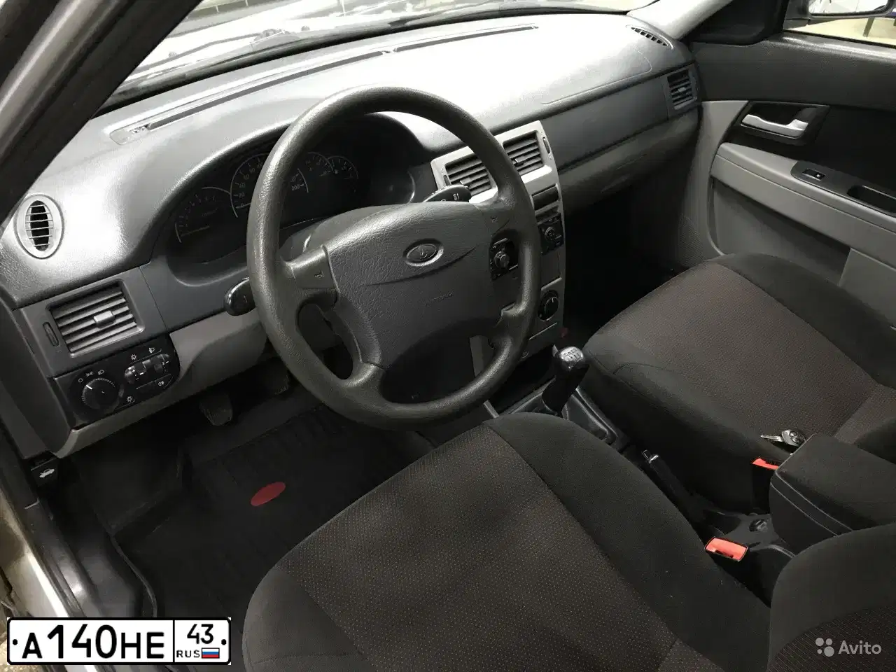 Фото автомобиля LADA 2172 PRIORA, 2010 — госномер С901РК43. Цвет: СВЕТЛО-СЕРЕБРИСТЫЙ МЕТАЛЛ
