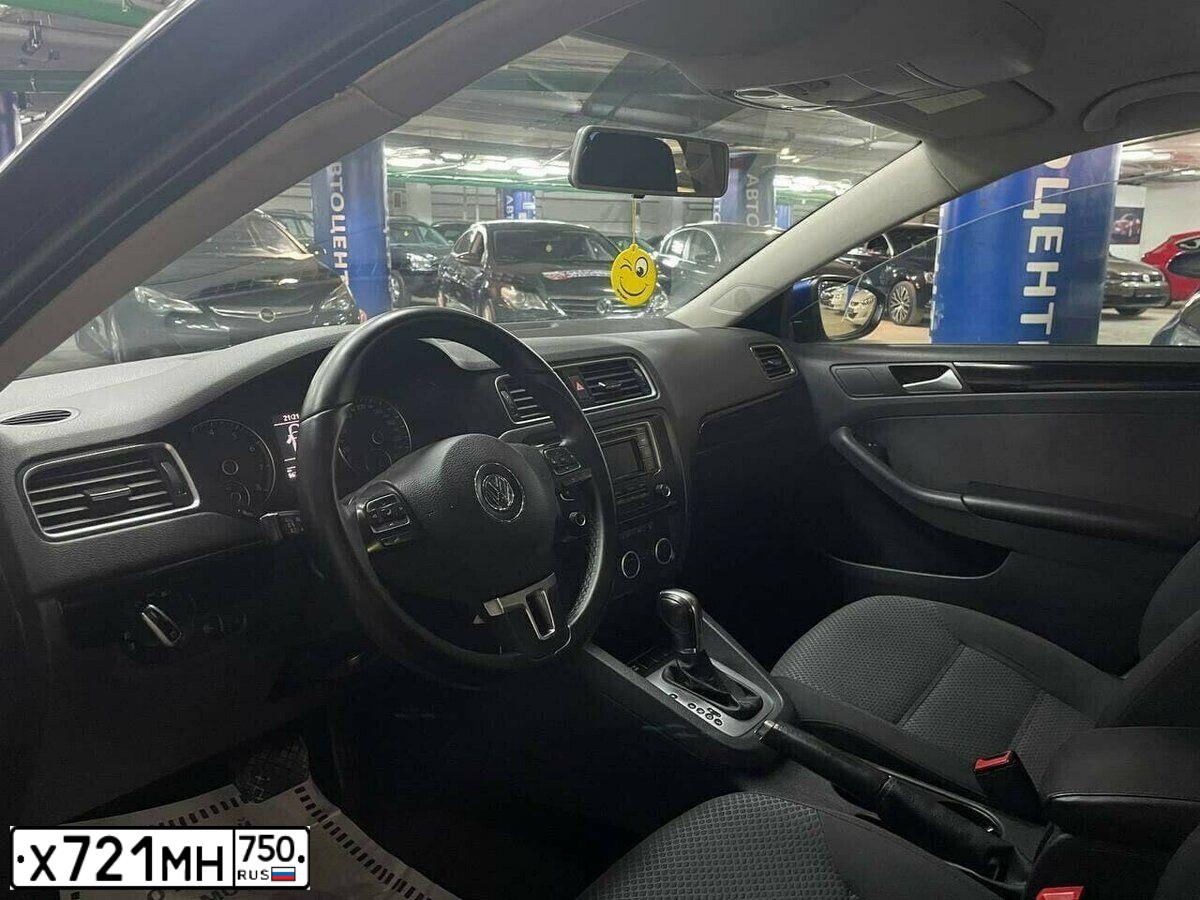Фото автомобиля MERCEDES-BENZ GLE400, 2016 — госномер Е163НК164. Цвет: Белый
