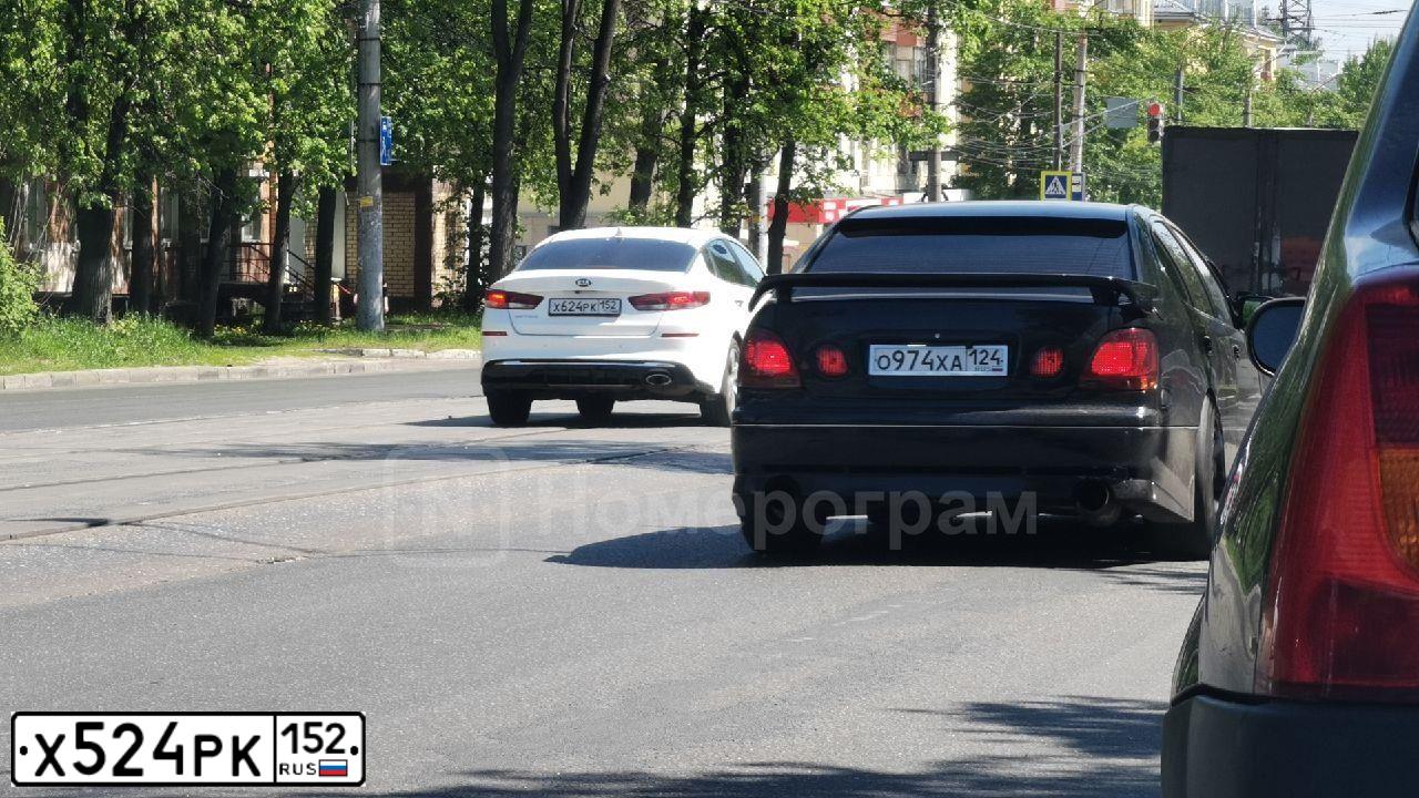 Фото автомобиля BMW SERIE 3, 2012 — госномер О212СС790. Цвет: Белый