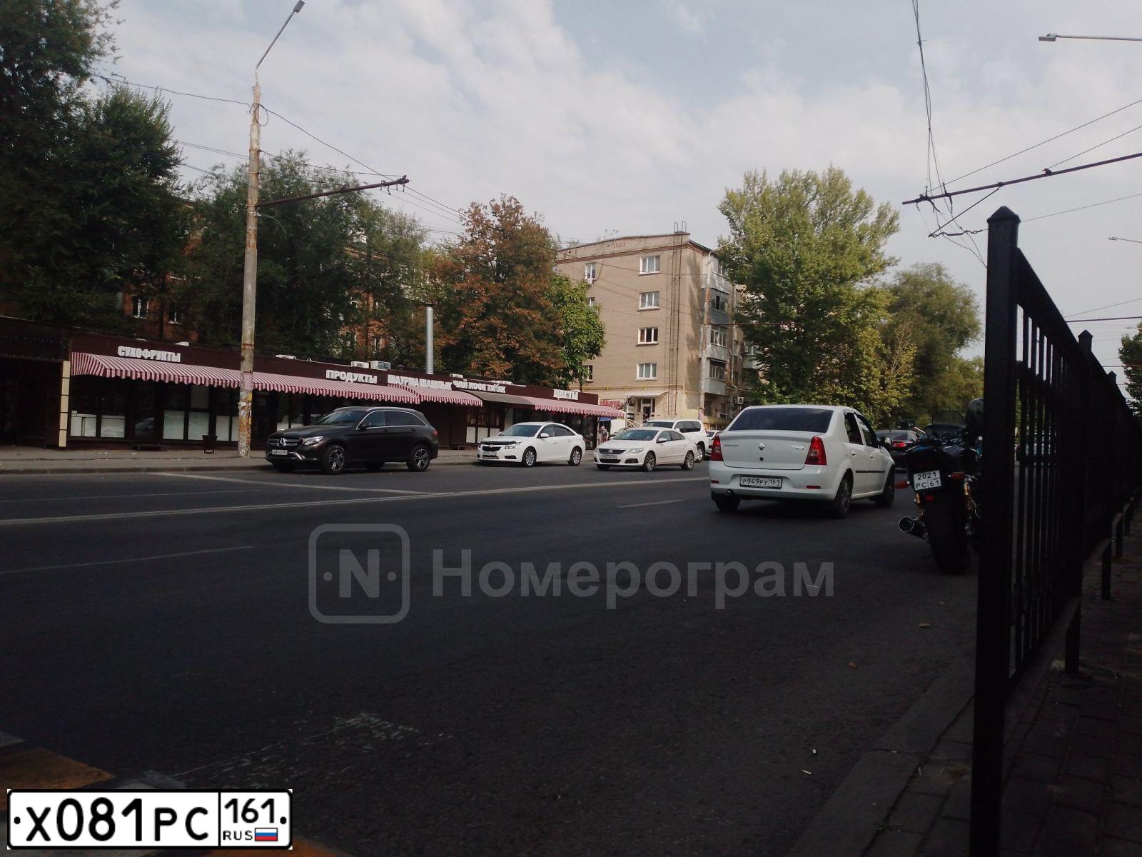 Фото автомобиля HYUNDAI SOLARIS, 2012 — госномер Х002АС761. Цвет: ЧЕРНЫЙ