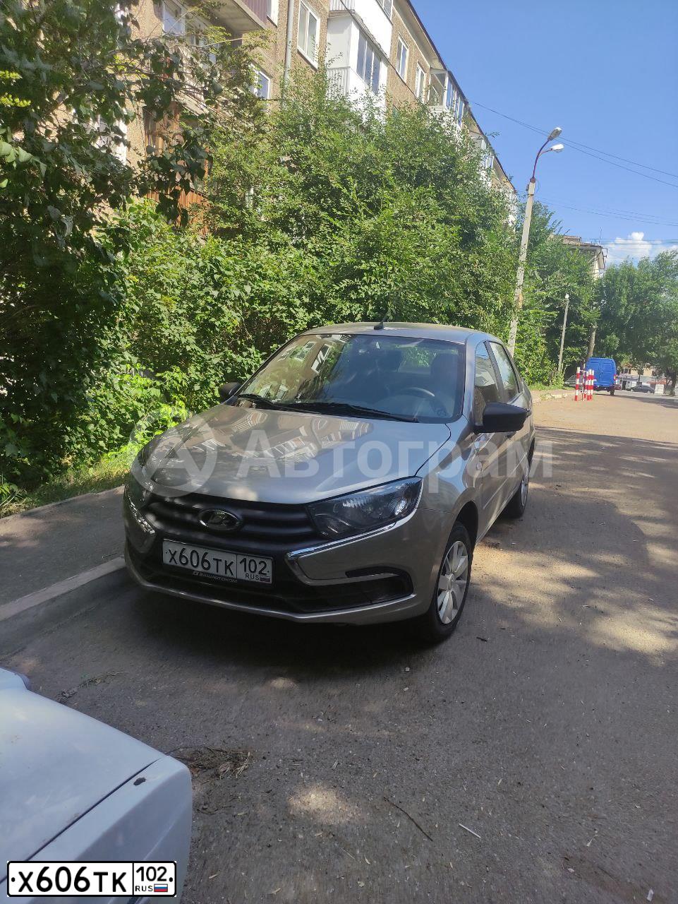 Фото автомобиля LADA 2115 SAMARA, 2000 — госномер Х606ТК02. Цвет: серебристо-голубой