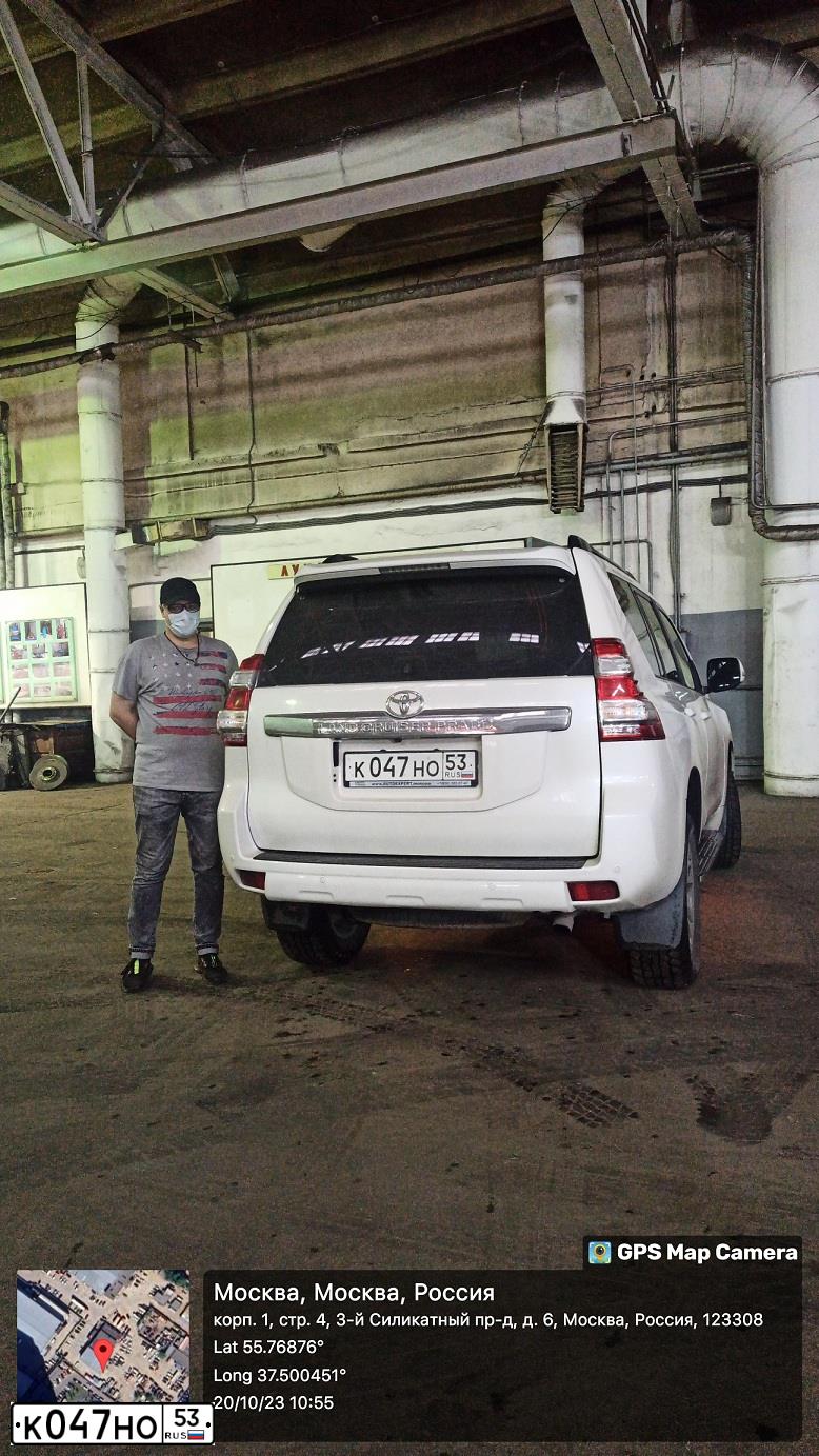 Фото автомобиля TOYOTA LANDCRUISER, 2013 — госномер К300ЕХ53. Цвет: БЕЛЫЙ ПЕРЛАМУТРОВЫЙ