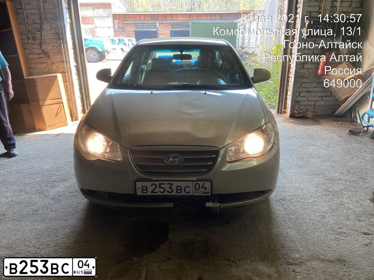 Фото автомобиля HYUNDAI ELANTRA, 2009 — госномер В253ВС04. Цвет: ЖЕЛТО-ПЕСОЧНЫЙ