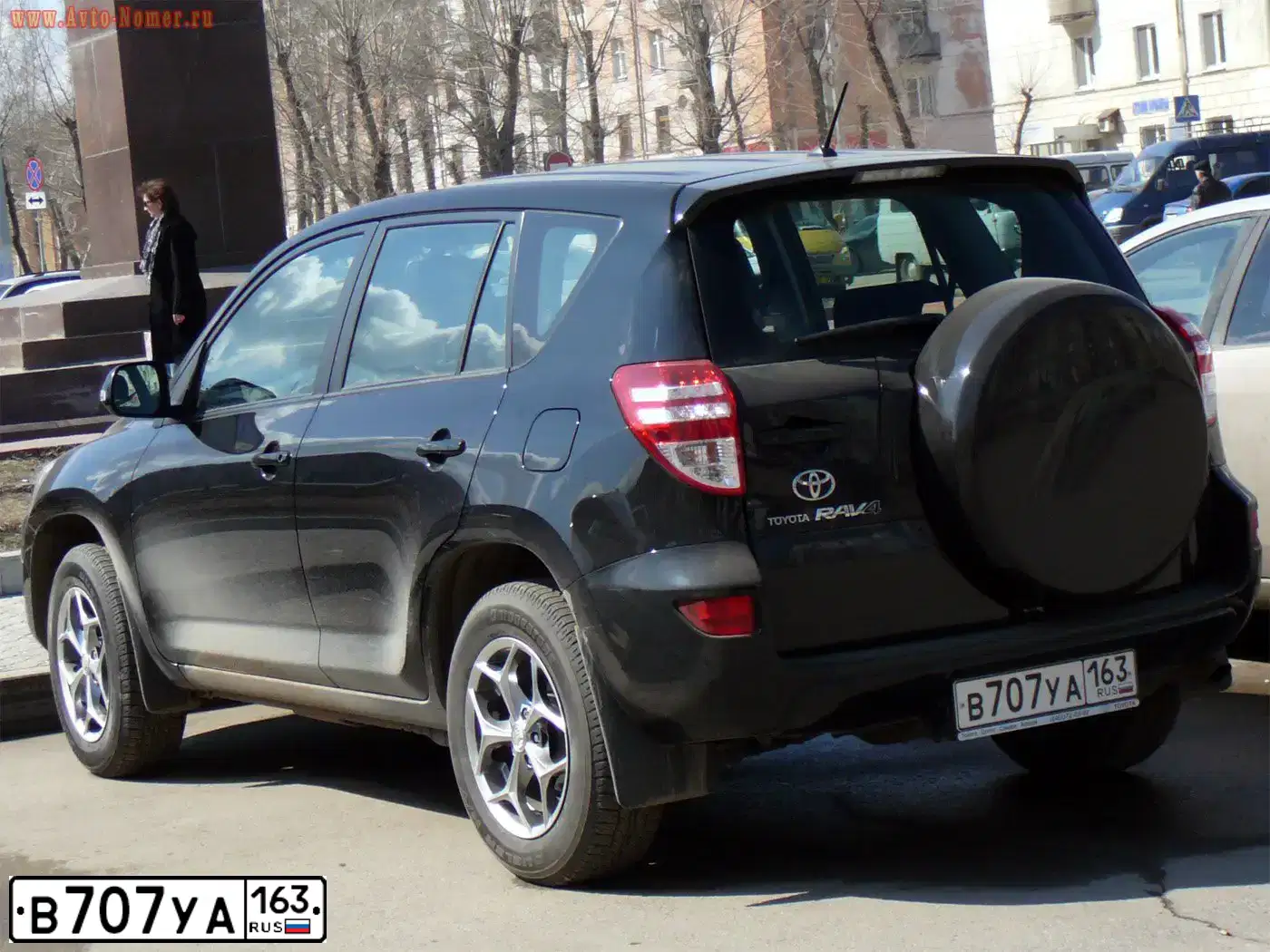 Фото автомобиля LADA 2112 LADA, 2006 — госномер М317НЕ163. Цвет: СВЕТЛО-СЕРЕБРИСТЫЙ  МЕТАЛЛИК