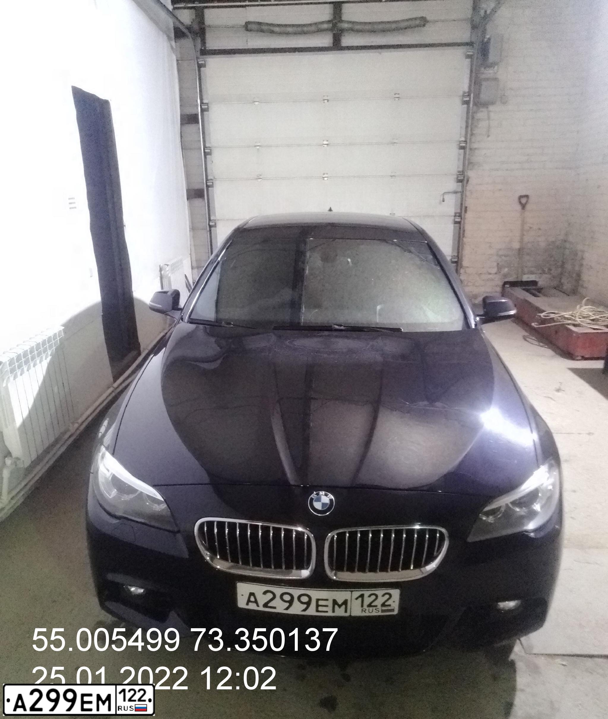 Фото автомобиля BMW SERIE 5, 2013 — госномер А299ЕМ122. Цвет: ЧЕРНЫЙ