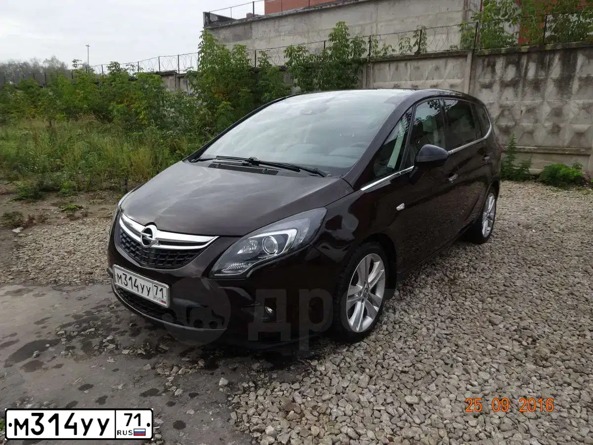 Фото автомобиля OPEL ZAFIRA, 2012 — госномер Н631РХ82. Цвет: Коричневый