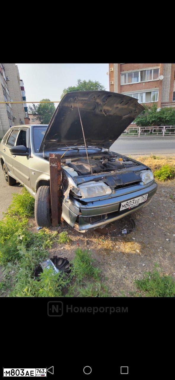 Фото автомобиля LADA 2114 SAMARA, 2005 — госномер М803АЕ763. Цвет: СРЕДНИЙ СЕРО-ЗЕЛЕНЫЙ МЕТ.