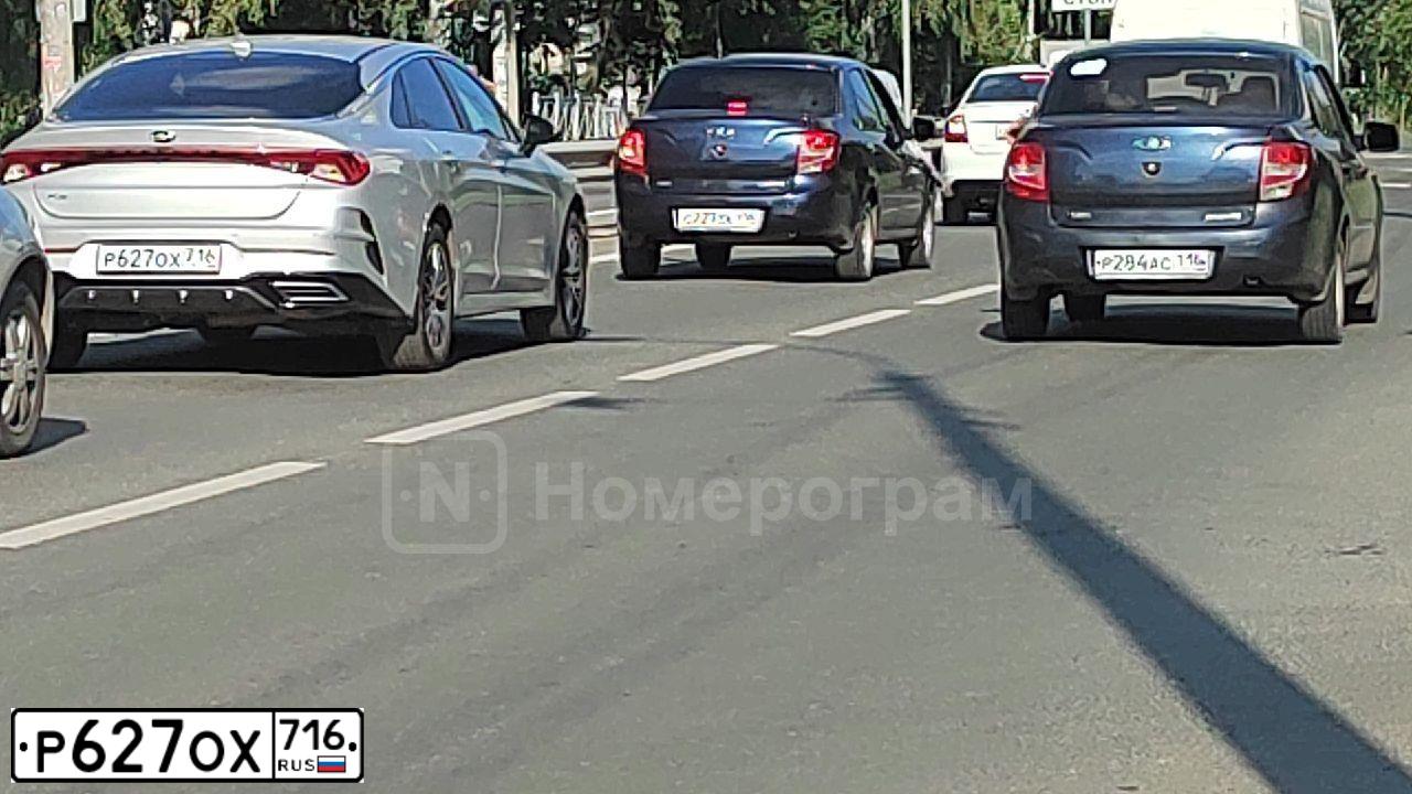 Фото автомобиля KIA K5, 2021 — госномер Х085АК152. Цвет: СЕРЫЙ