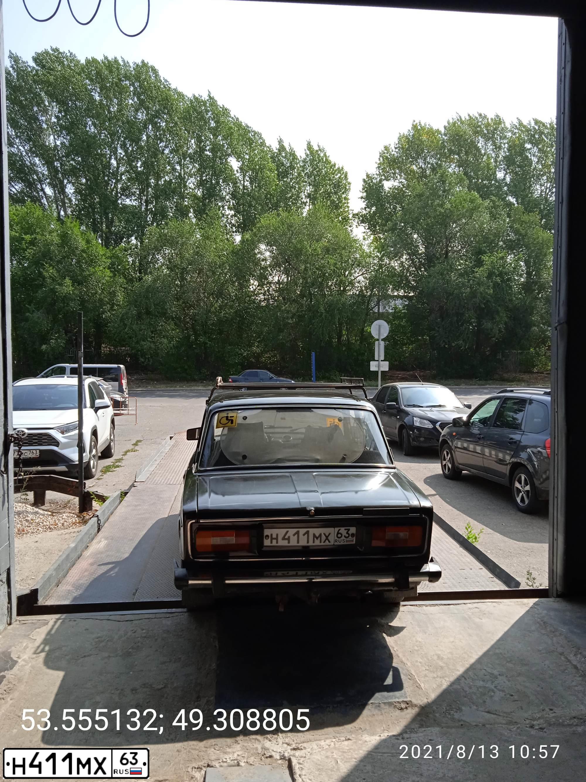 Фото автомобиля LADA 2106, 2001 — госномер О922ММ797. Цвет: ФИОЛЕТОВЫЙ