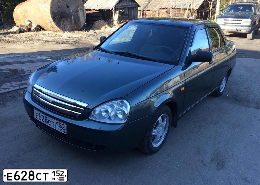 Фото автомобиля LADA Priora3, 2011 — госномер Е628СТ152