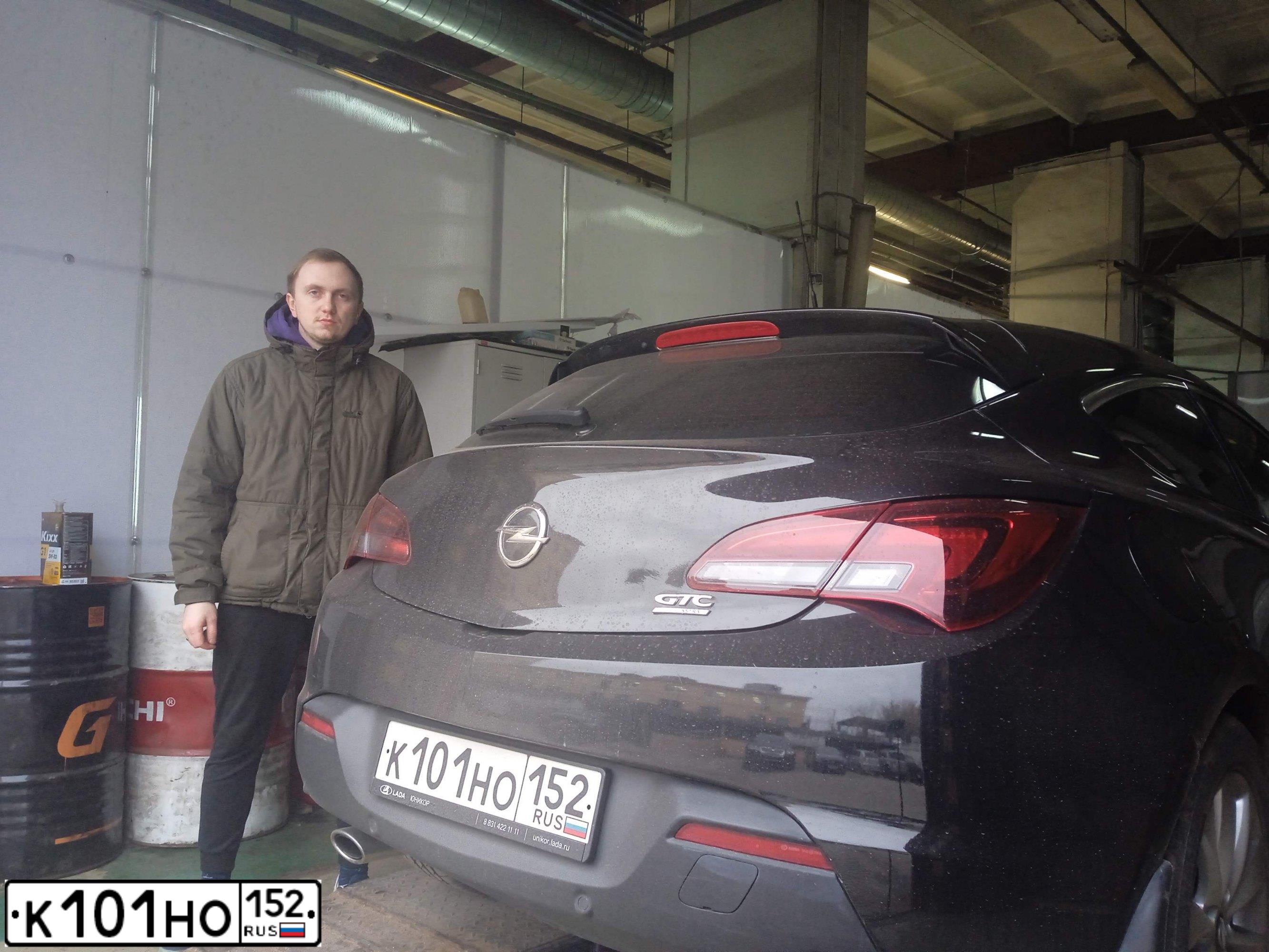 Фото автомобиля OPEL ASTRA, 2012 — госномер К101НО152. Цвет: СЕРЫЙ