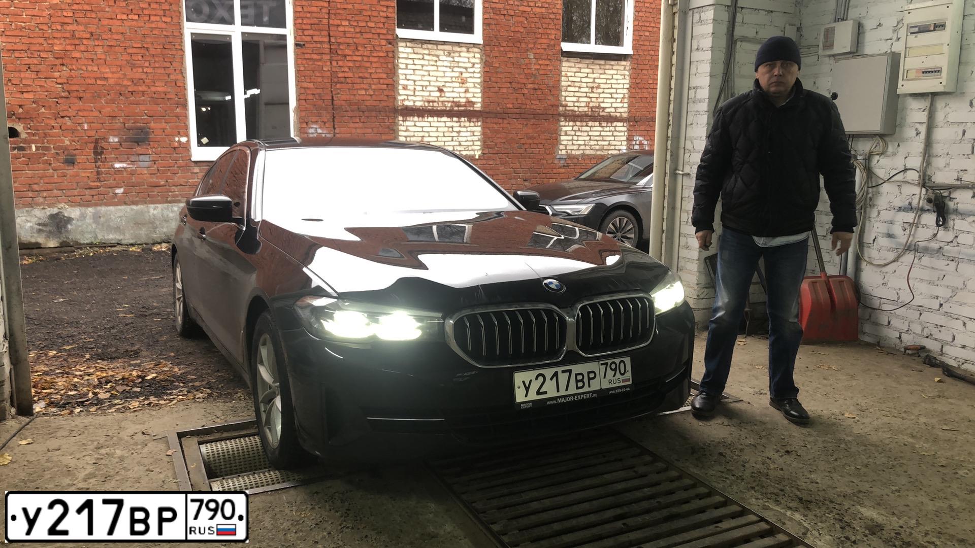 Фото автомобиля BMW 520D, 2020 — госномер Р378РМ198