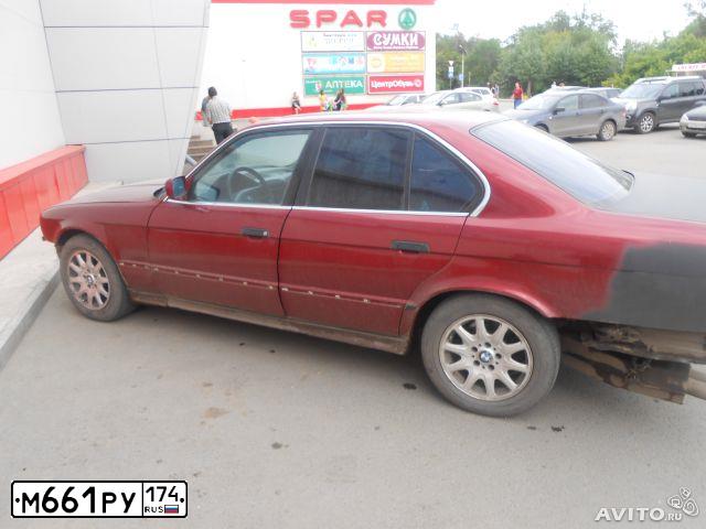 Фото автомобиля BMW W SERIE 5, 1990 — госномер В343ЕМ186. Цвет: ВИШНЕВЫЙ
