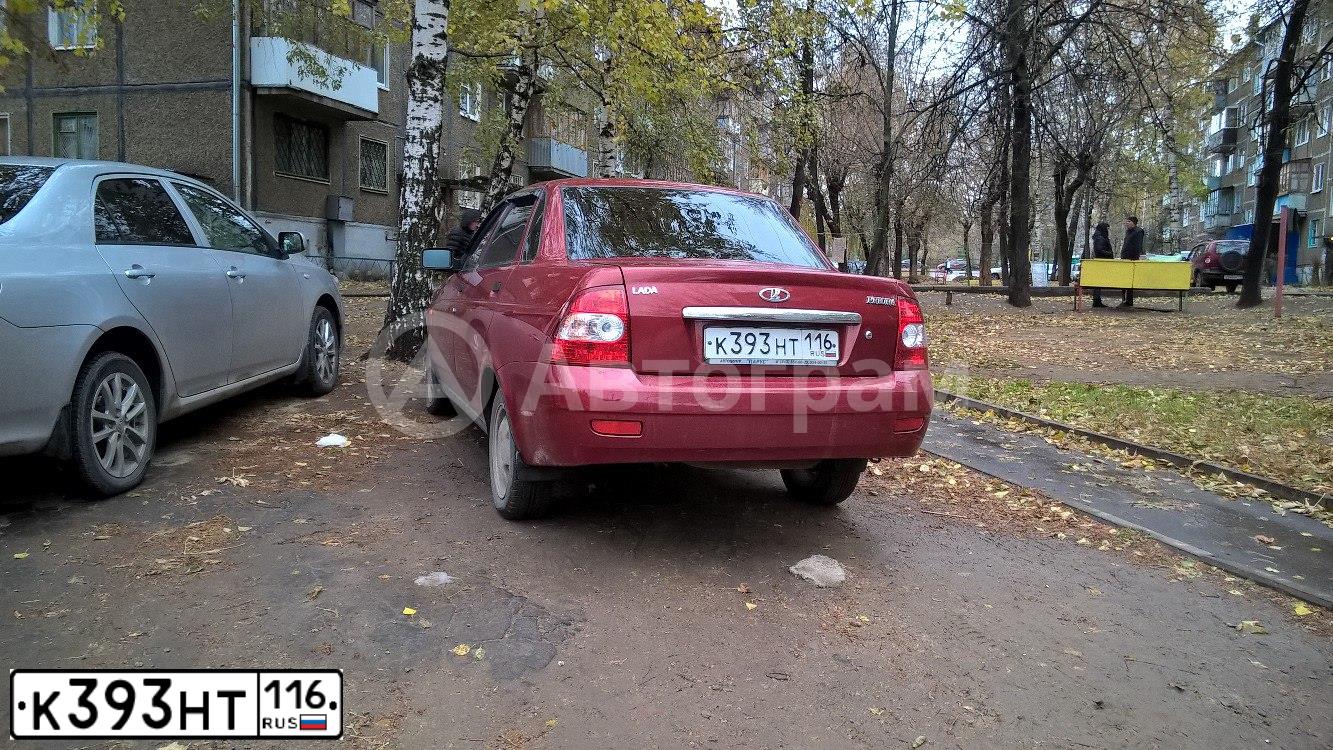 Фото автомобиля LADA 2170 PRIORA, 2008 — госномер К393НТ116. Цвет: ЗОЛОТИСТО-КРАСНЫЙ