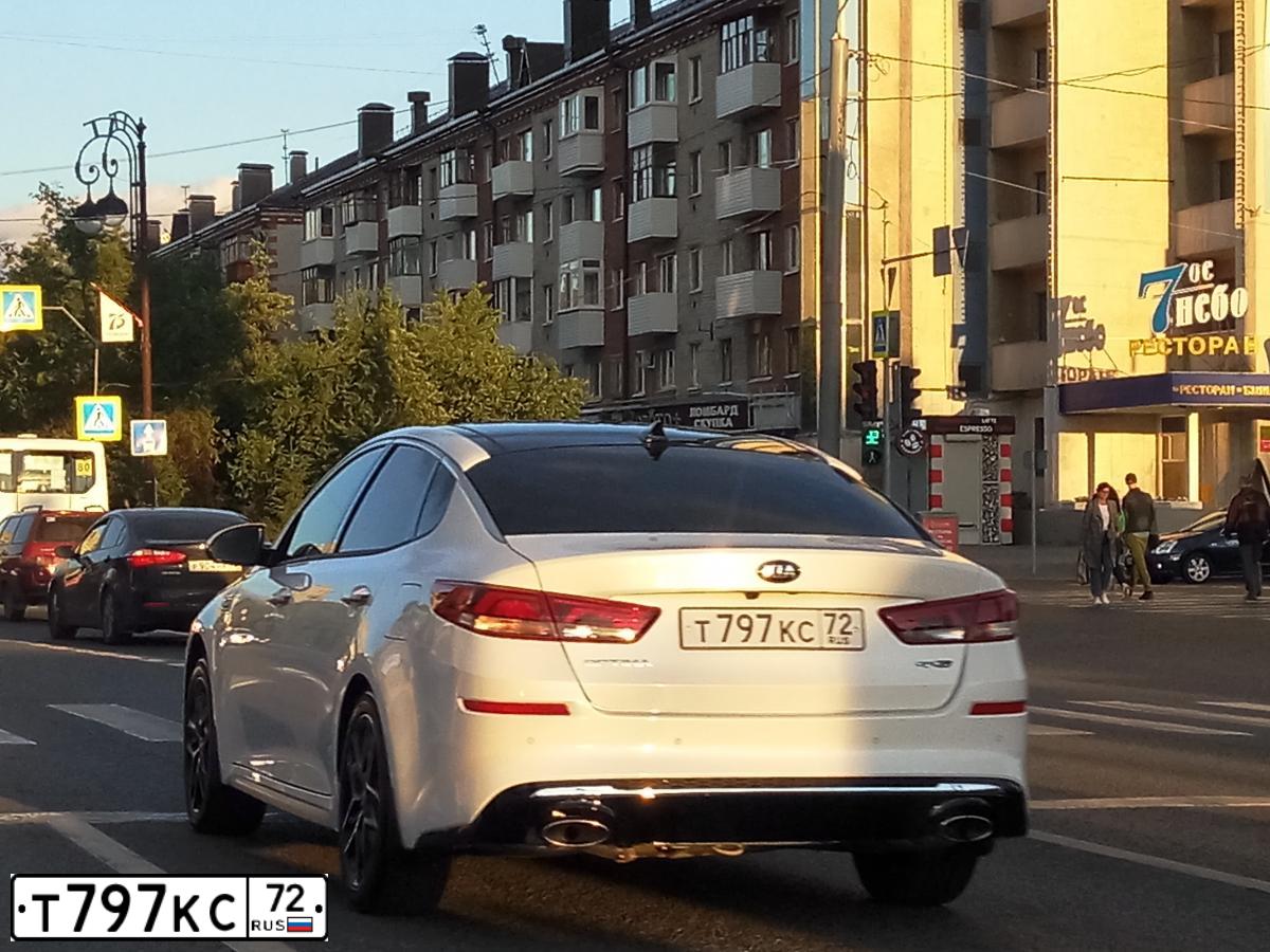 Фото автомобиля KIA CEE'D, 2014 — госномер Т797КС72. Цвет: КРАСНЫЙ