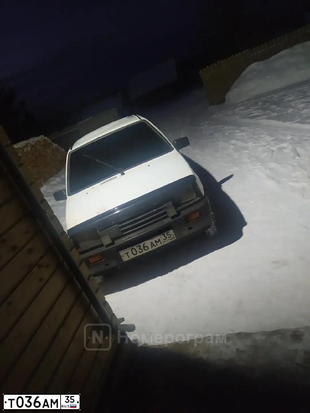 Фото автомобиля SEAZ OKA, 2003 — госномер Т036АМ35. Цвет: БЕЛЫЙ