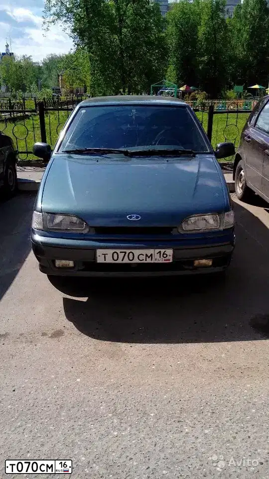 Фото автомобиля LADA 2110, 2004 — госномер Р329СН116. Цвет: Серебристо-Желтый