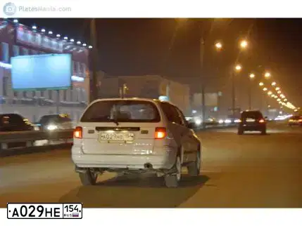 Фото автомобиля TOYOTA CALDINA, 1995 — госномер Р493КВ154