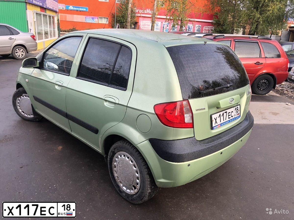 Фото автомобиля HYUNDAI GETZ, 2006 — госномер Х117ЕС18. Цвет: СВЕТЛО-ЗЕЛЕНЫЙ